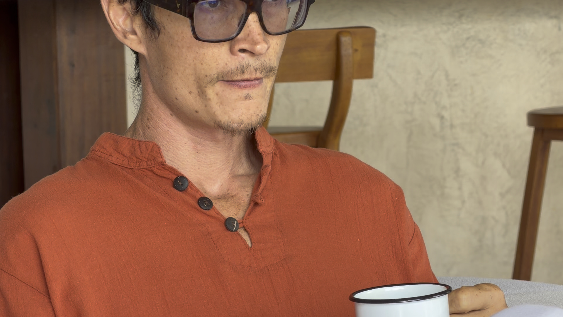 Wooden buttons detail